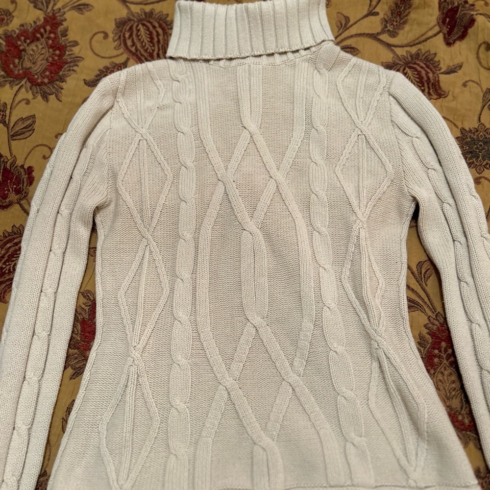 Kenzie Fisherman Sweater Size Medium
